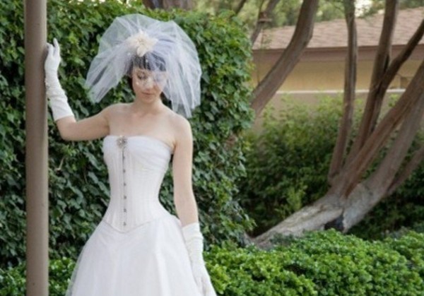 أنواع طرح الزفاف الأنسب لكل فستان