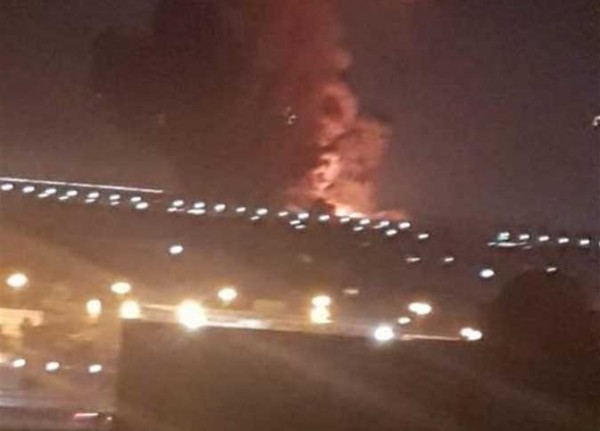 فيديو: انفجار في خزاني وقود خارج مطار القاهرة وانتظام الحركة الجوية والملاحة