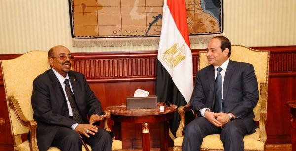 سفير الخرطوم بالقاهرة يُعلن موعد زيارة الرئيس المصري للسودان