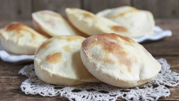 فيديو: طريقة عمل الخبز اللبناني