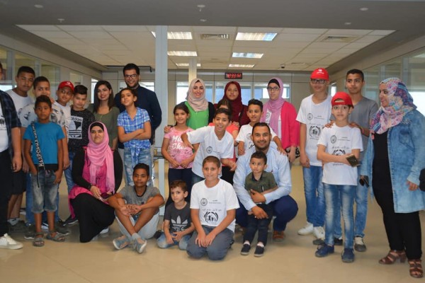 المخيم الصيفي (الصحفي الصغير) في جولة داخل تلفزيون فلسطين