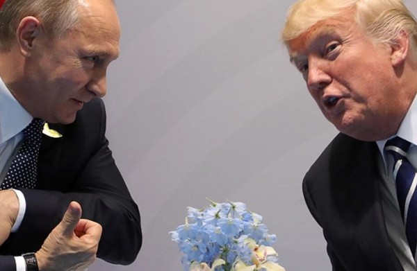 صحيفة تحذر: لا تتركوا ترامب منفردا مع "الدب الروسي" في قاعة مفاوضات