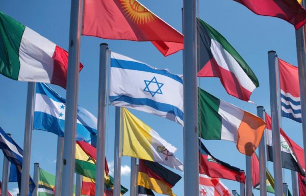 القيادة الفلسطينية بصدد طلب تعليق عضوية إسرائيل في المؤسسات الدولية