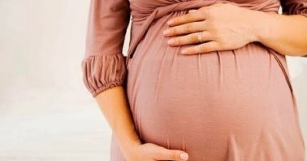 حامل في الشهر الثامن.. اغتصاب جماعي لامرأة أمام زوجها
