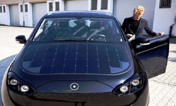 ألمانيا تطلق أول سيارة كهربائية تعمل بالطاقة الشمسية