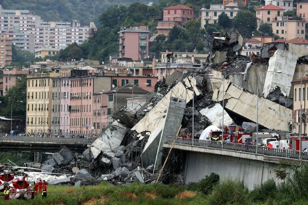 فيديو: مصرع 22 على الأقل في انهيار جسر موراندي بإيطاليا