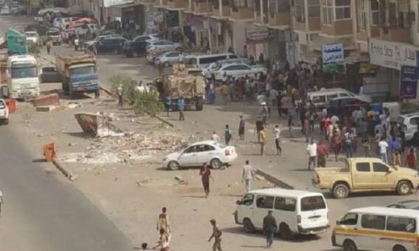 نجاة محافظ تعز من محاولة اغتيال في عدن