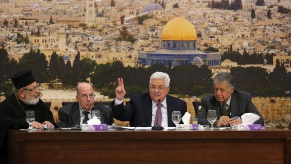 الرئيس عباس: يجب تسليم القطاع لحكم السلطة الفلسطينية أو لتستلم حماس