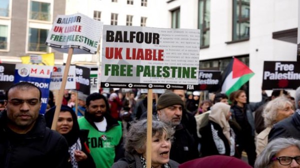 80 منظمة بريطانية ترفض تعريف (معاداة السامية).. وتنتقد محاولات عدم الحديث عن فلسطين