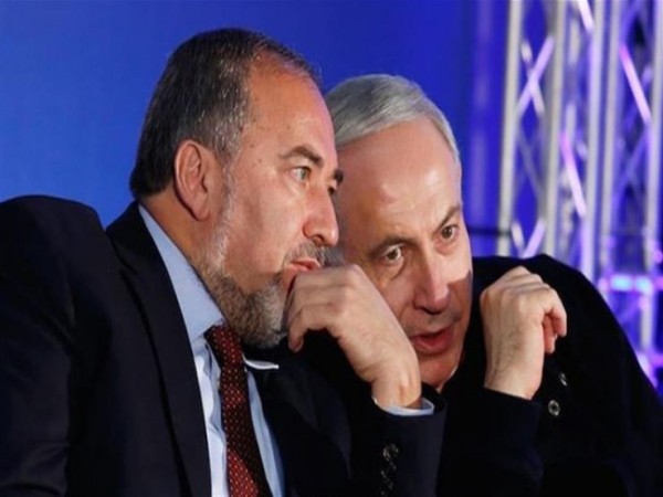 نتنياهو وليبرمان يحسمان موقفهما من التهدئة مع حماس.. فما هو؟
