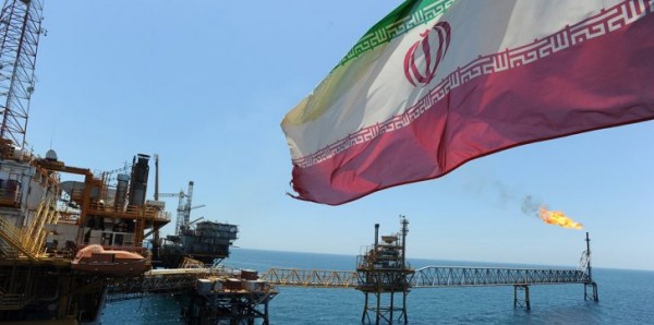 الصين تلجأ لناقلات إيران للحفاظ على تدفق النفط