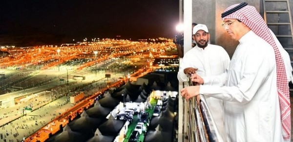 وزير الإعلام السعودي يطمئن على سير مراكز تغطية مناسك الحج