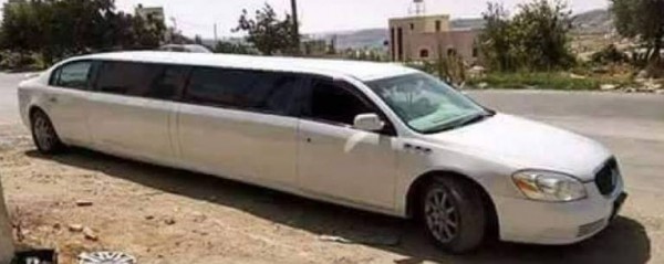 استعان بالانترنت فقط.. فلسطيني من الخليل يُحول سيارته العادية إلى "ليموزين" بمواصفات عالية