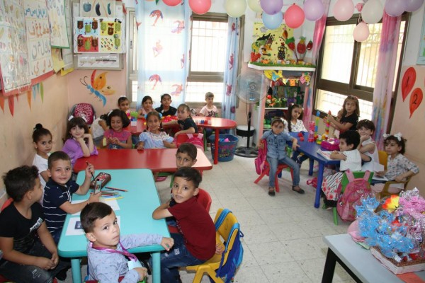 روضة المتميزون تفتتح عامها الدراسي بخطة عمل متكاملة لتعزيز النماء السويّ للأطفال