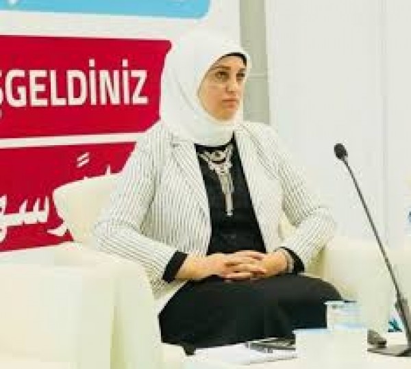 فلسطينية تتحدث عن دور المرأة العربية في معرض إسطنبول الدولي للكتاب العربي