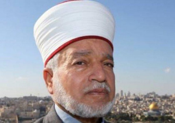 مفتي فلسطين يطالب بالتشبث بأرض الخان الأحمر
