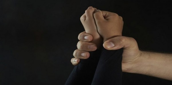حفلة اغتصاب مأساوية في مصر.. 3 غاصبين و5 أطفال مُغتصبين