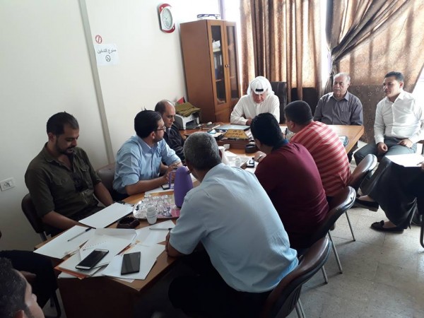 اللجنة الشعبية لمتابعة اعمار حي الشجاعية تعقد اجتماعا مع المؤسسات المنفذة لمشروع إعادة الاعمار
