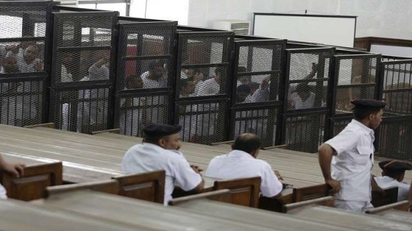 حبس مرشح سابق للرئاسة المصرية مع وقف التنفيذ بسبب فعل فاضح