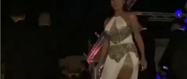 فيديو: نجمة مصرية تثير الجدل بإطلالتها الجريئة