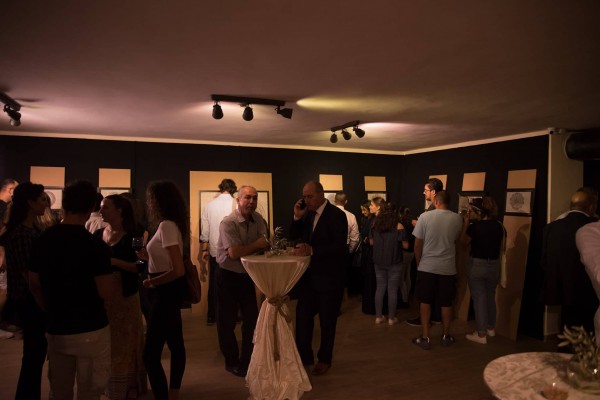 افتتاح معرض فني بعنوان "جريدة" للفنانة لين الياس