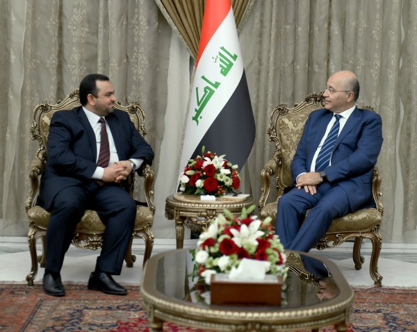 الموسوي يلتقي صالح ويؤكد أهمية تشكيل حكومة قوية أمينة