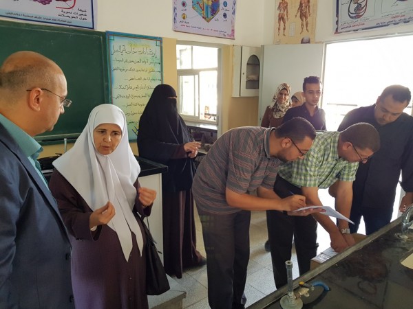 مدرسة الشيماء الأساسية تتسلم "أجهزة مخبرية" بتمويل ياباني