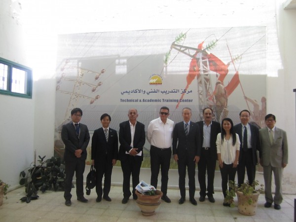 كهرباء القدس تبحث مع اليابان تنفيذ عدداً من مشاريع الطاقة في المنطقة الصناعية الزراعية
