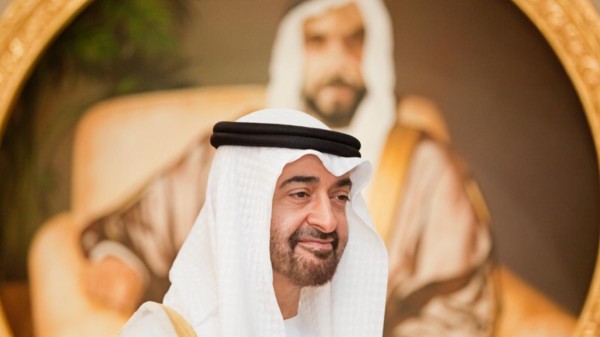 لـ "سبب غير متوقع".. ولي عهد أبوظبي يُلغي زيارته لفرنسا
