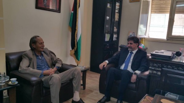 السفير عبد الهادي يبحث مع قيادي في جبهة التحرير الفلسطينية مستجدات الأوضاع
