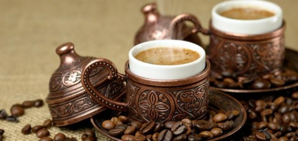فيديو: طريقة تحضير القهوة التركية اللذيذة