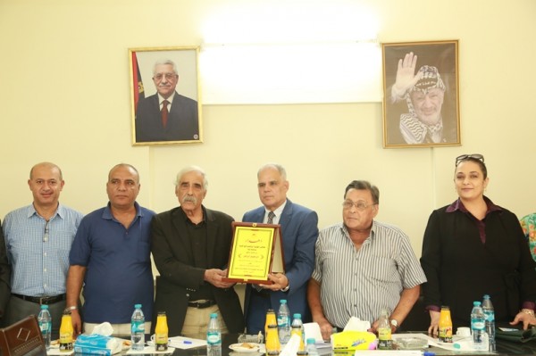 محافظ غزة يهنئ رئيس وأعضاء مجلس أمناء جامعة الأزهر لتوليهم المنصب الجديد