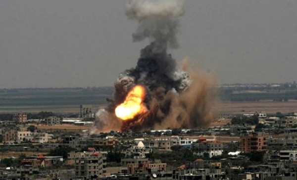فيديو: شهيد وإصابات بقصف إسرائيلي على قطاع غزة.. والاحتلال: الموجة لم تنته