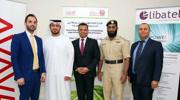 تعاون بين «شرطة دبي» و«أﭬايا» لتقديم خدمات "التواصل الفوري" لأصحاب الهمم