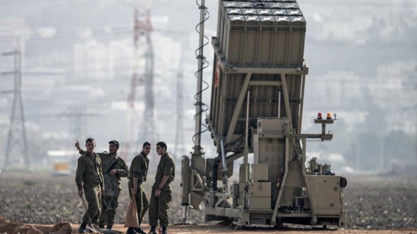ليبرمان يهدد غزة.. والجيش الإسرائيلي يُعزز نشر القبة الحديدية في بئر السبع