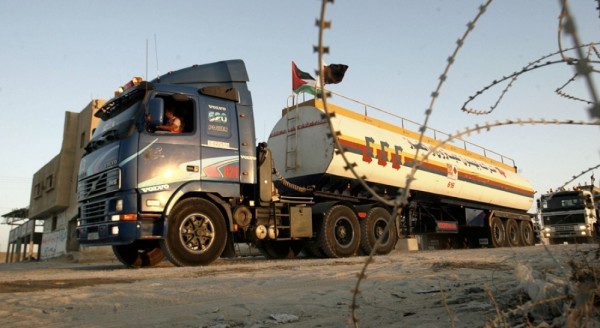 ليبرمان يضع شرطاً لاستئناف ضخ الوقود لقطاع غزة