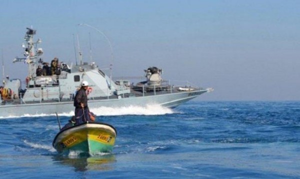 بحرية الاحتلال تعتقل صيادين في بحر شمال غزة