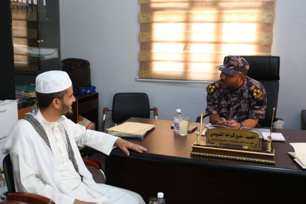 مدير أمن وشرطة ساحل حضرموت يلتقي مدير مكتب الأوقاف والإرشاد بالمكلا