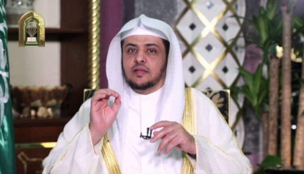 الداعية المصلح يكشف عن حكم الصلاة في مسجد يوجد به قبر