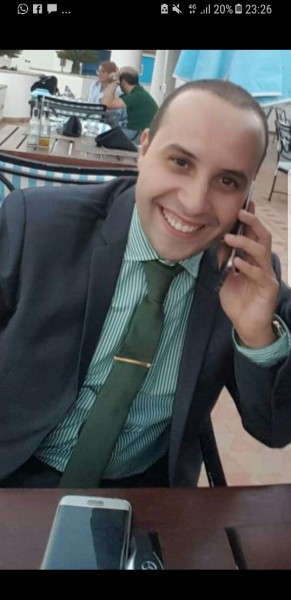 في أول مواجهة مع حكومة العثماني الرياحي يشل حركة النقل عبر الموانئ