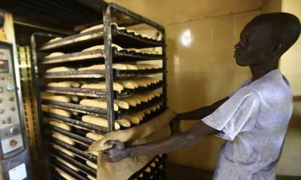 السودان يزيد دعم الطحين لخفض أسعار الخبز