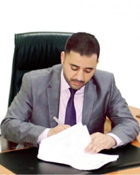رئيس مركز تصحيح أوضاع اليمنيين يناشد خادم الحرمين باستثناء اليمنيين من توطين المهن