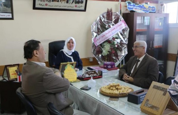 رئيس جامعة غزة في زيارة مدرستي الجليل وبشير الريس الثانوية للبنات