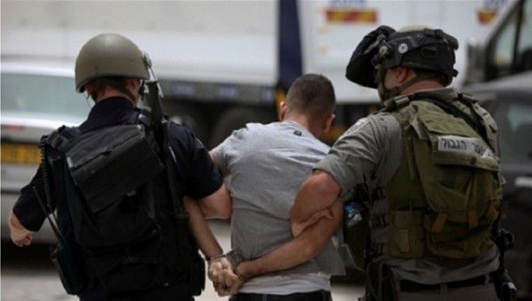 الاحتلال يعتقل جميع أفراد عائلة أبو جمل في القدس