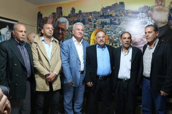 "فتح" تكرم المناضل الوطني عباس جمعة باحتفال في مخيم البص