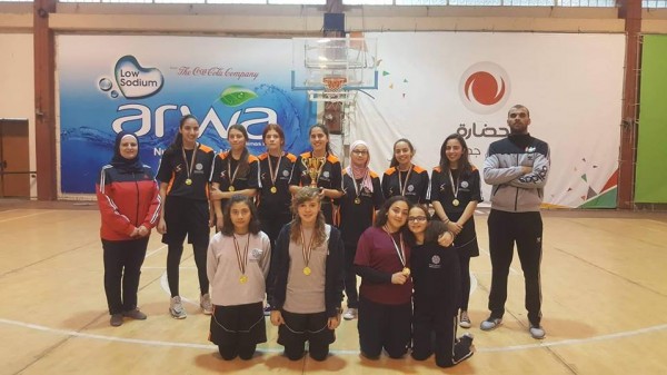 بنات فلسطين الأمريكية يحرزن لقب بطولة السلة لمدارس مديرية التربية برام الله والبيرة