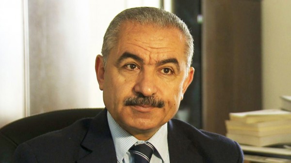 اشتية يُطالب مفوض حقوق الإنسان بنشر سجل الشركات الداعمة والعاملة في المستوطنات