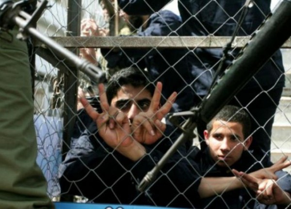 هيئة الأسرى: 350 طفلاً لا زالوا محتجزين في سجون الاحتلال الإسرائيلي