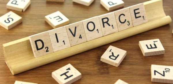 الطلاق مرتبط بعمرك.. كيف؟