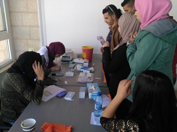 تجمع المبادرة الطلابي ينظم يوم فحوصات مخبرية مجاني في جامعة فلسطين الاهلية